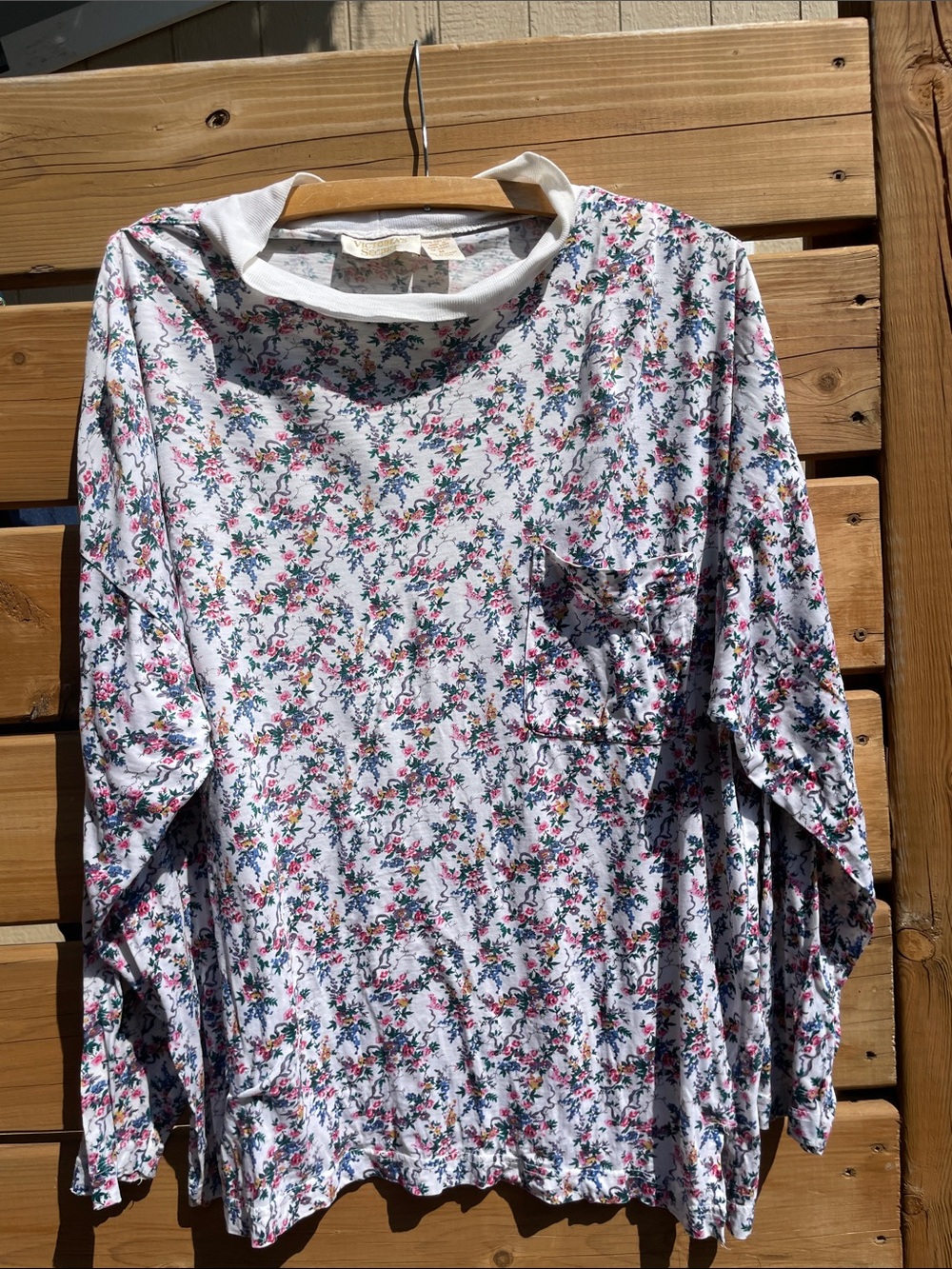 Vintage 90s Victoria’s Secret Gold Label Floral Cotton Long Sleeve Shirt Top